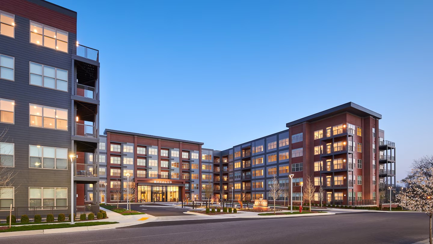 Avalon Foundry Row